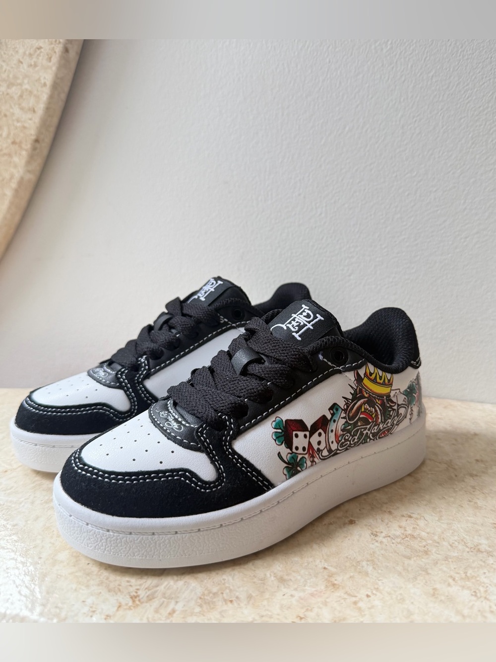 Ed Hardy Low Top Tattoo Graphic Sneakers Boys Size 11 Black White Lace Up NEW